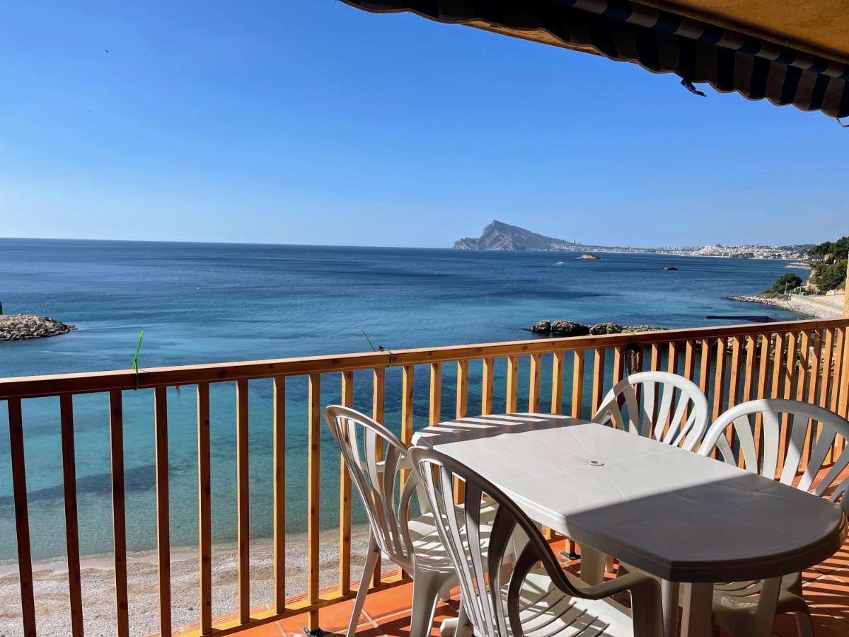 Apartment Sunrise Beachfront By The Marina *
